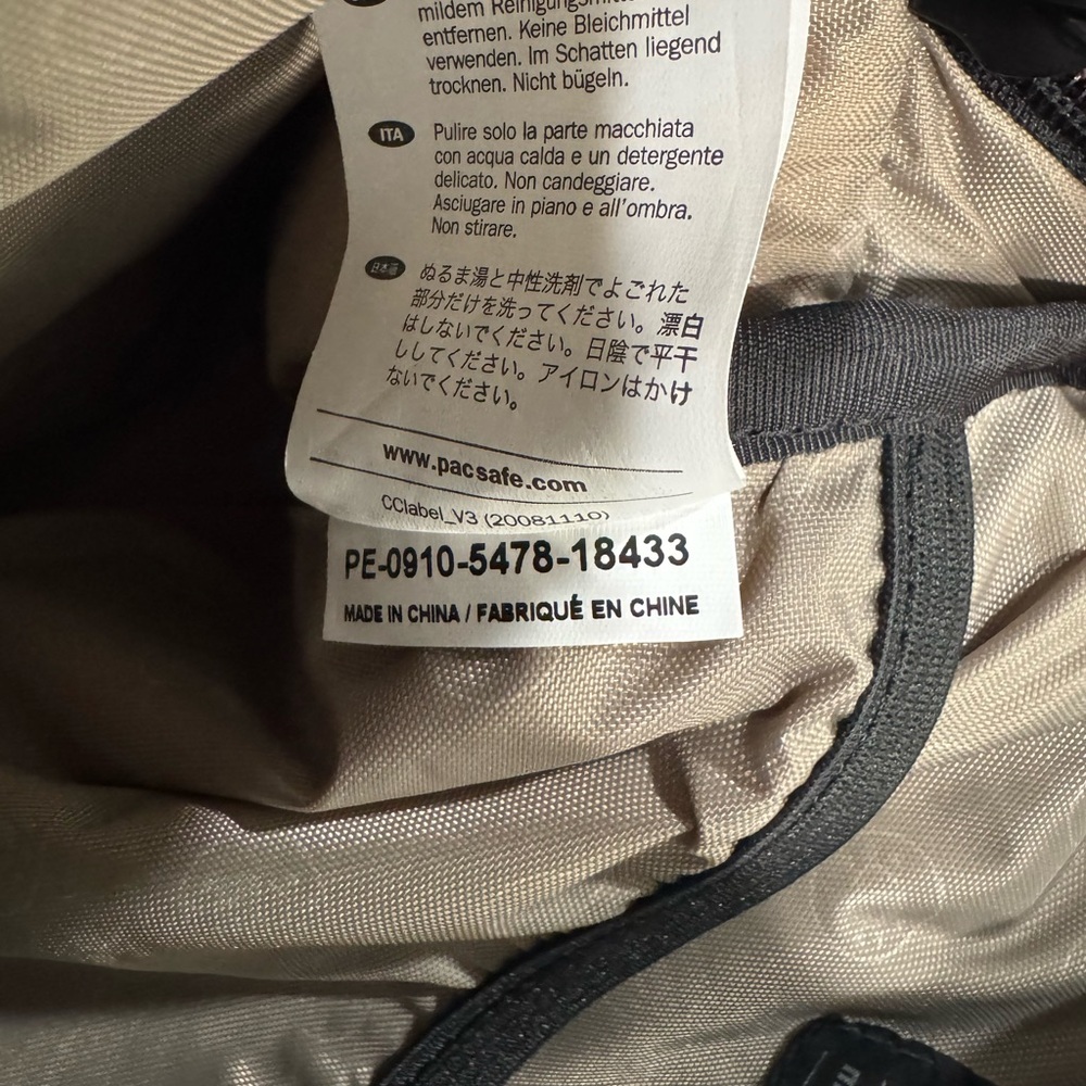 PacSafe Travel Security Metrosafe 200 Anti Theft Gear Crossbody Bag Brown PB008 - Picture 12 of 16